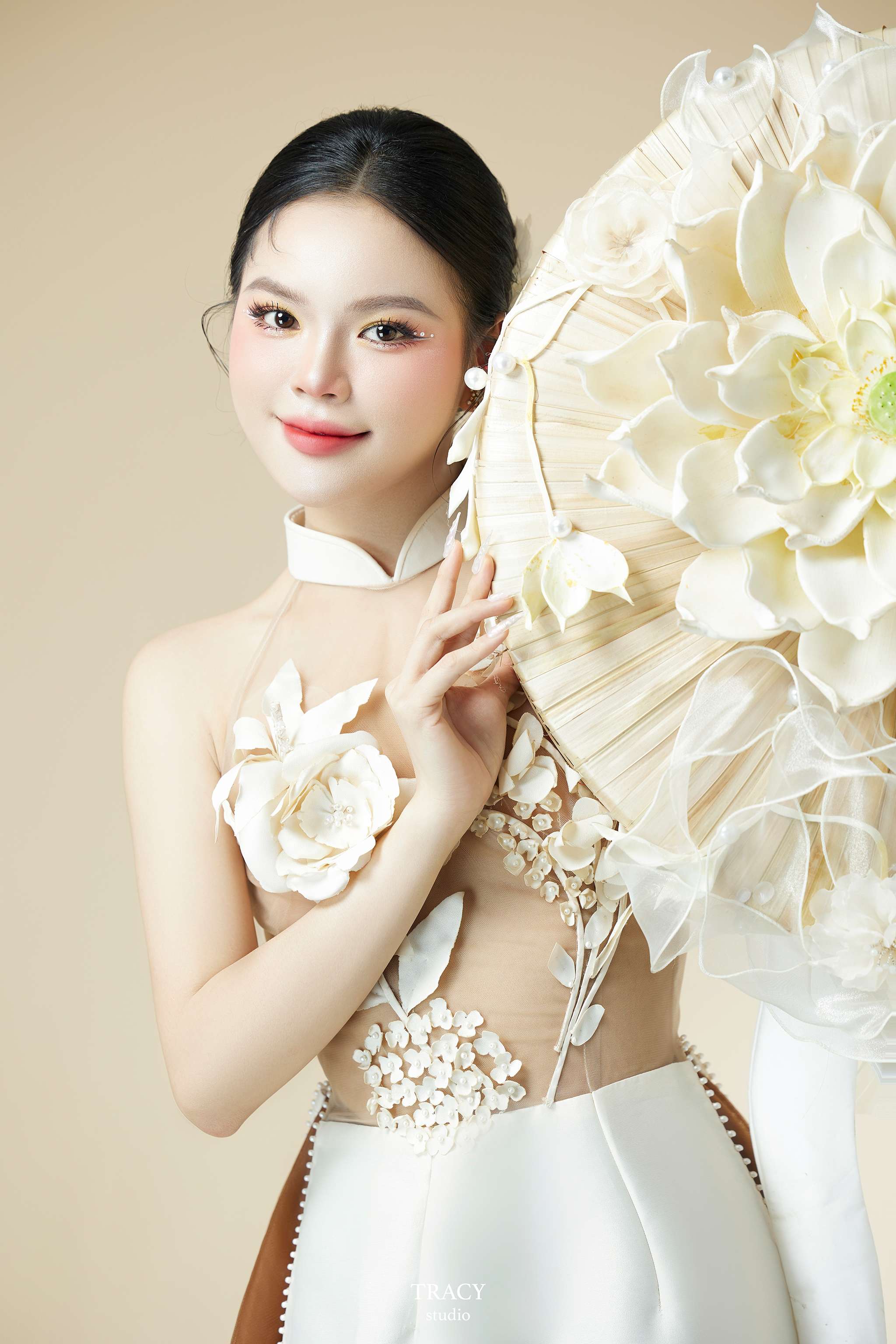 tracy studio chụp concept ca sĩ Ngọc Linh